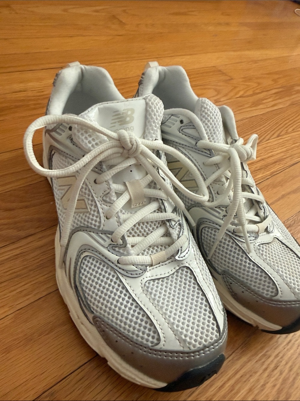 New Balance 530 sneakers